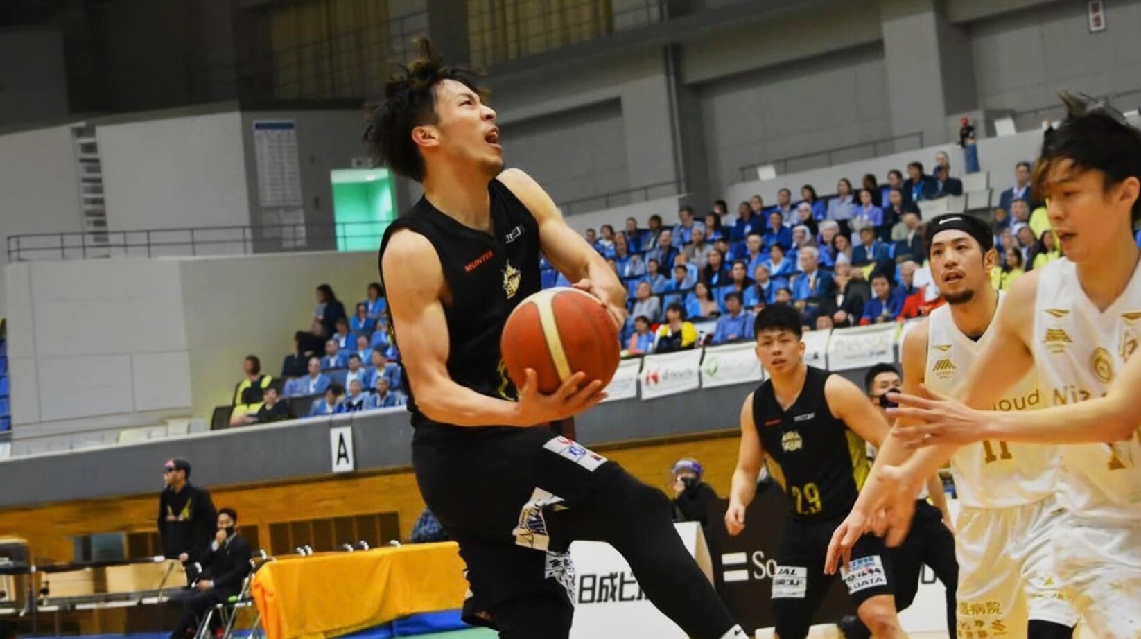 小3〜小6 / 中1〜高1｜元Bリーガーが指導！11月横浜バスケットクリニック2026