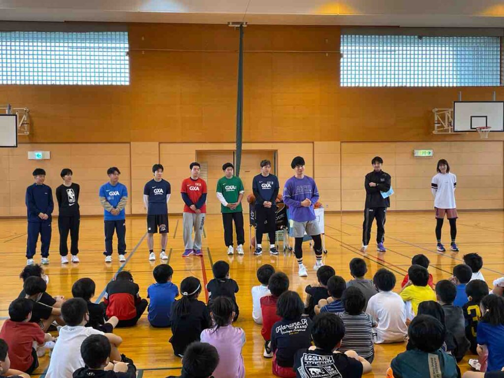各コーチから挨拶をしてもらい練習のスタートです